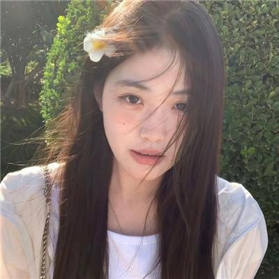 骆驼女孩的沙漠之旅